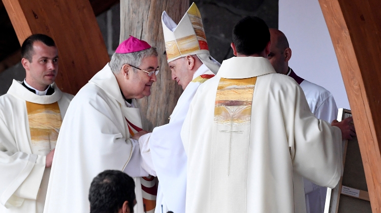 Hungarian Opinion: Pope Francis’ Open Air Mass In Szeklerland