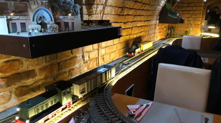 First Model Railway Restaurant Opens In Budapest