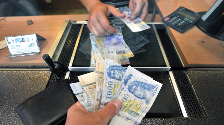 Hungarian National Bank & Police Raid Unauthorised Currency Dealer