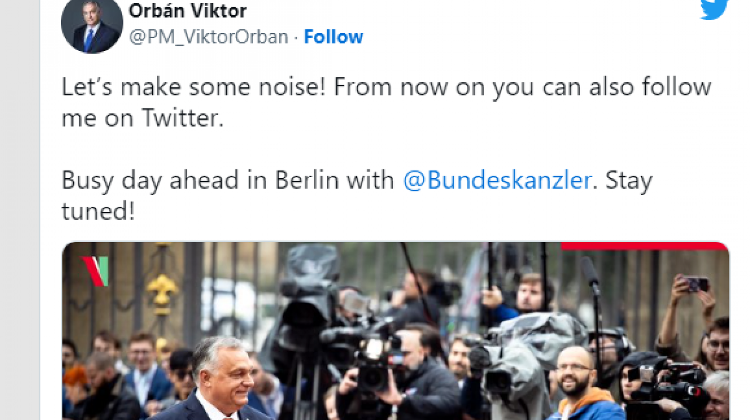 Orbán Starts Tweeting in English - Why Now?