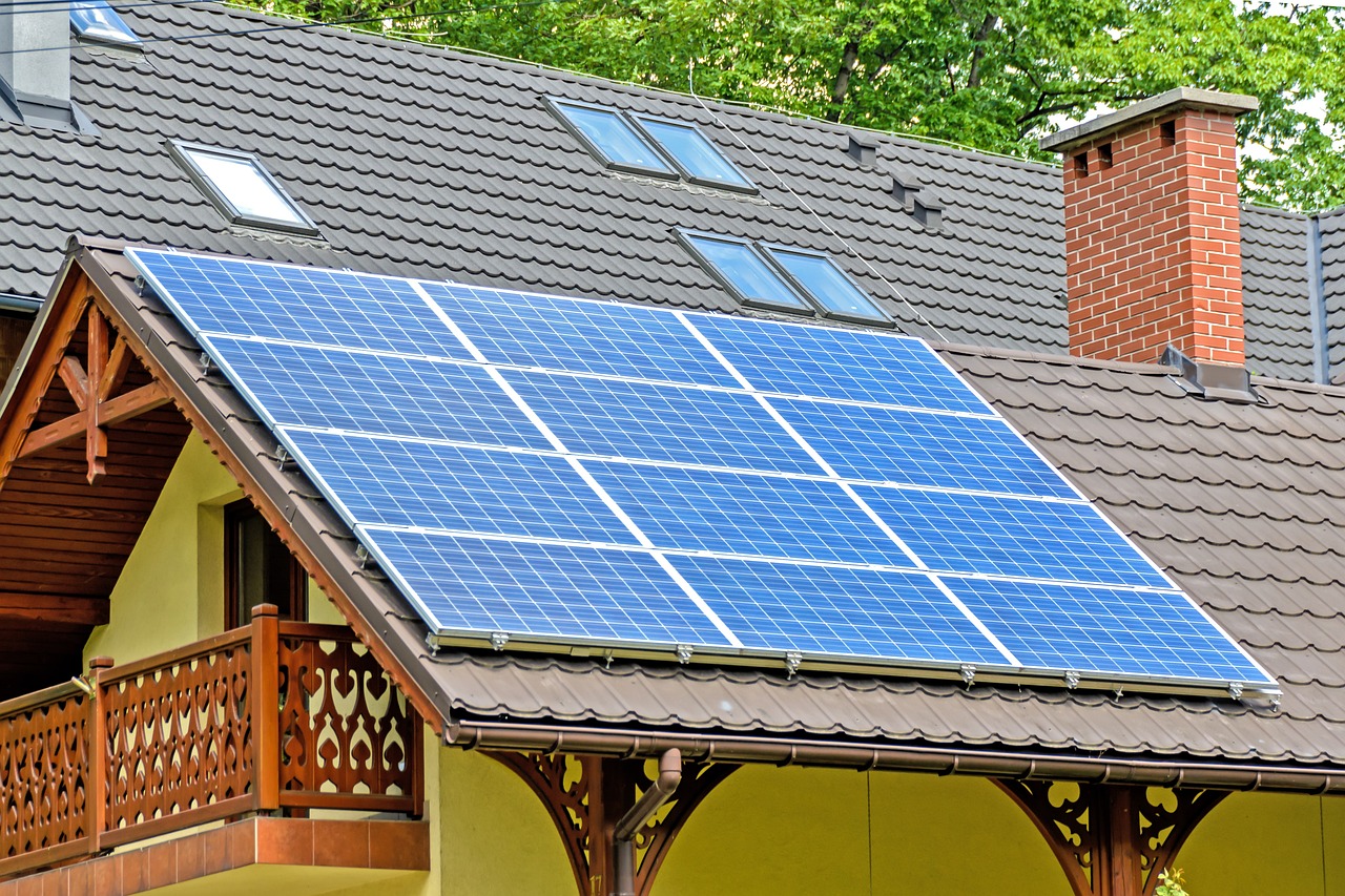 Update: Fidesz Aims to Override New EU Directive Regarding Households with Solar Panels in Hungary