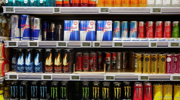 Gov’t May Ban Energy Drinks in Hungary for Those Under 18
