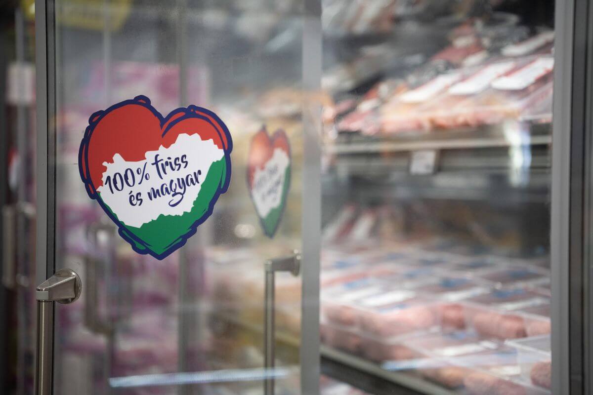 Drastic Price Cuts on Meat Products Coming to Multinational Supermarket Chain in Hungary