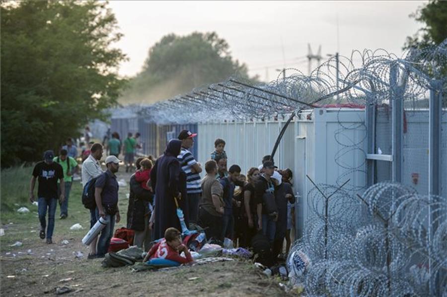Crossing Border Illegally Becomes Crime In Hungary